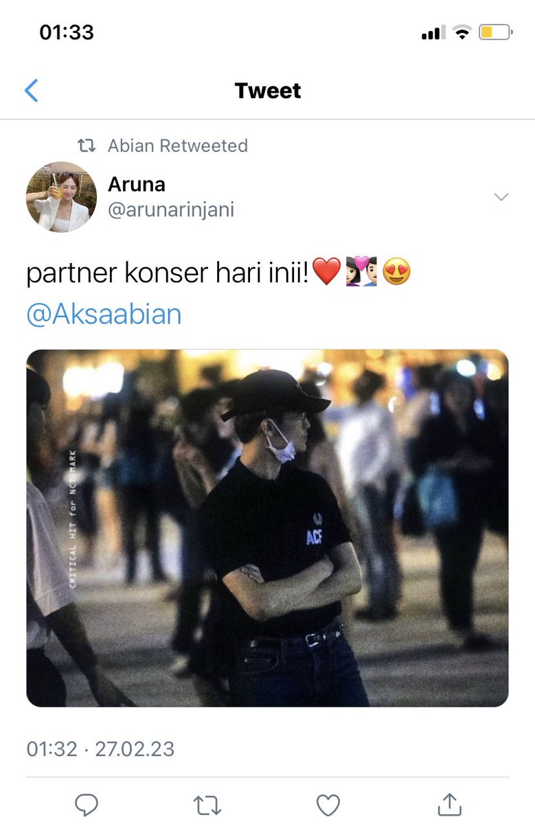 henderypie's tweet photo. nonton konser

mark lee few tweets au https://t.co/J3SWzY0uCL