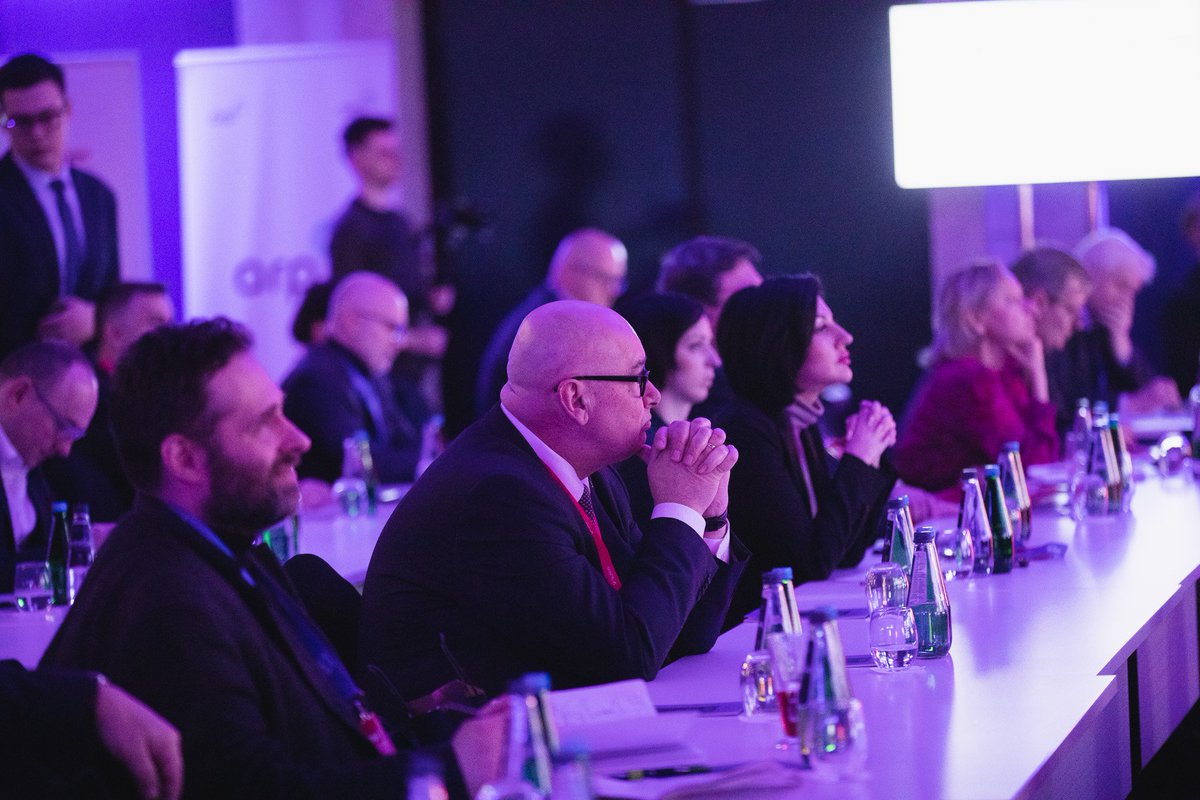 MFIPR_GOV_PL's tweet image. 🔋⚡️Trwa 23. kongres #POWERPOL. W panelu „Polityka energetyczna państwa wobec kryzysu surowcowego w Europie” udział wzięła wiceminister @M_Jarosinska.