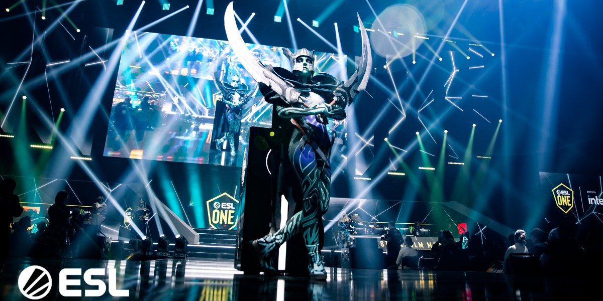🚨 Attention all Dota 2 cosplayers! 🚨

We WANT YOU for the #ESLOne Berlin Major! 

If you'd like to cosplay for us fill out the form below - we'll provide you (and a friend) with free tickets 😎 👇

✒️ esl.gg/ESLOneBerlinMa…