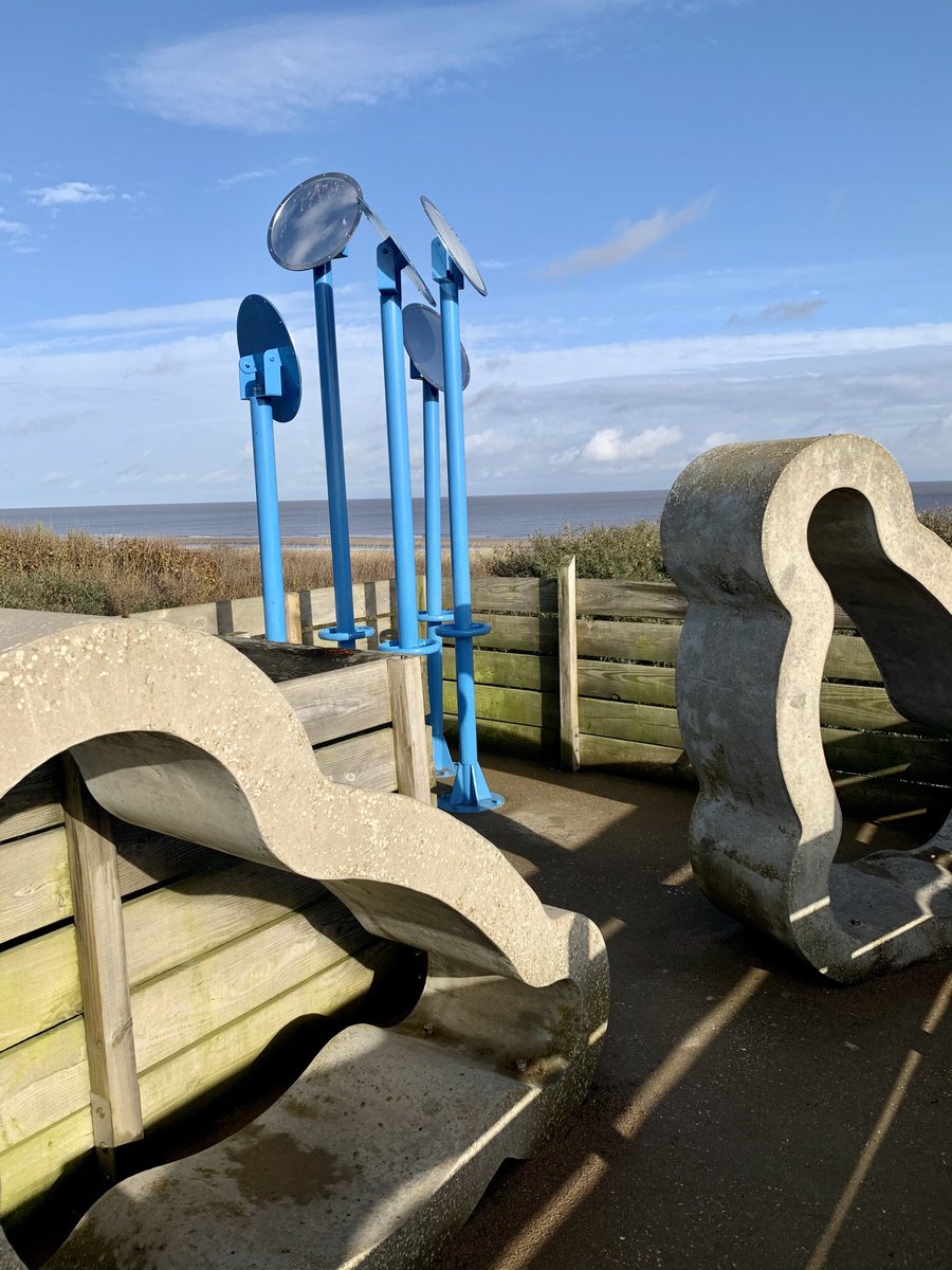 Anderby Creek and it’s cloud bar, a great location to start a coastal walk - miles of beautiful sandy beaches to enjoy and explore #Lincolnshirecoast #yearofthecoast #AnderbyCreek #explore