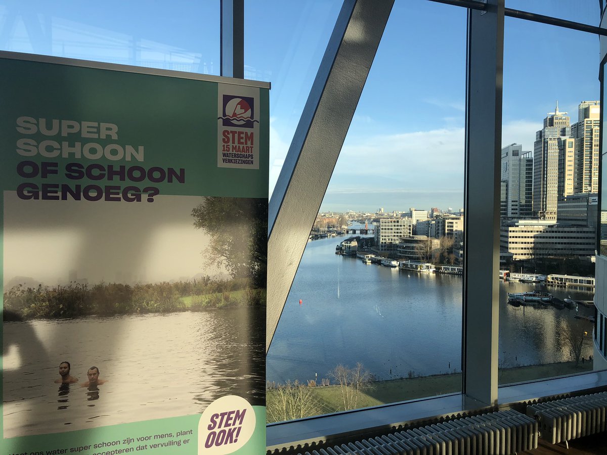 PeterSmitAGV's tweet image. Altijd leuk om foto’s van het prachtige uitzicht te maken; zeker in een week dat veel collega’s vakantie genieten.
En mooi die billboards om de aandacht te vestigen op de waterschapsverkiezingen van 15 maart: er valt echt wat te kiezen. Doe de #stemhulp op agv.mijnstem.nl/#!/