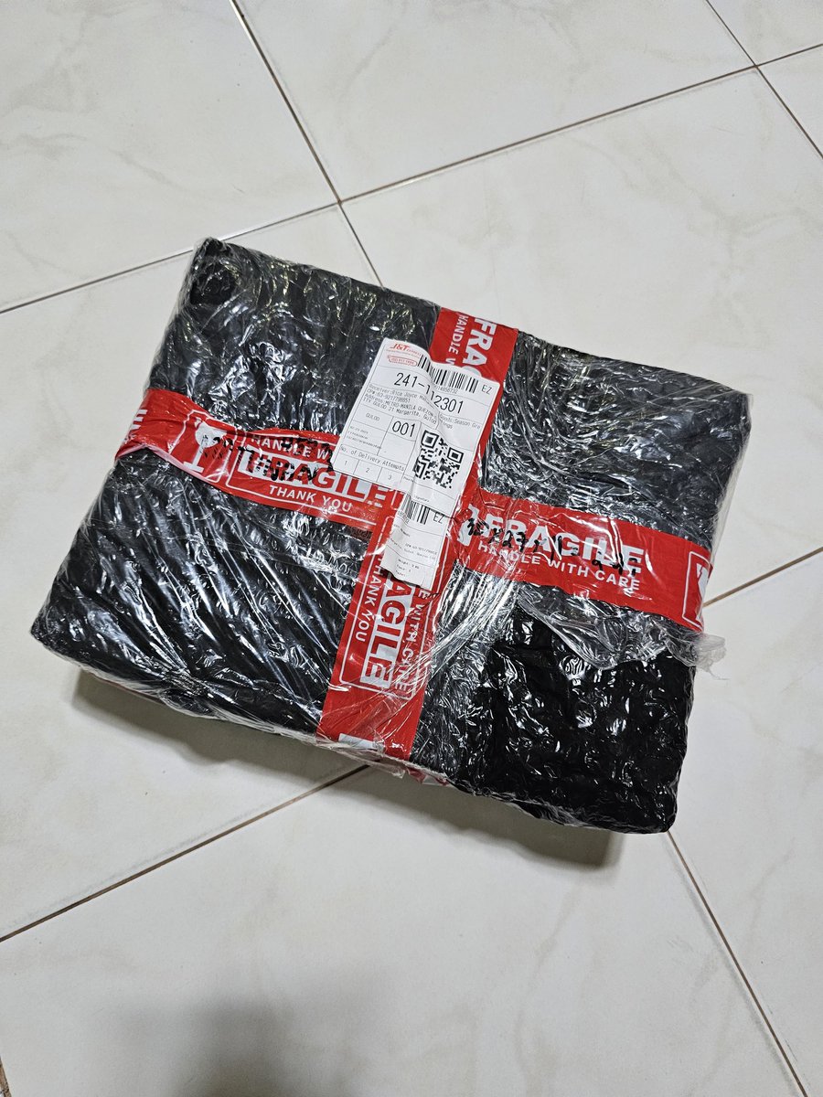 Rica Joyce Matunan (@piggy_rjoyce) on Twitter photo Thank you <a href="/shop_wabisabi/">Wabisabi Shop PH</a> for always smooth transaction 😊 nakauwi na din sakin 1st SG ko na hindi tinge hehehehe 🤭 Sa inyo na lang talaga ako bibili ng merch para iwas scam 😅😅
#EXOSeasonGreeting2022
#WabisabiFeedbacks Thank you <a href="/shop_wabisabi/">Wabisabi Shop PH</a> for always smooth transaction 😊 nakauwi na din sakin 1st SG ko na hindi tinge hehehehe 🤭 Sa inyo na lang talaga ako bibili ng merch para iwas scam 😅😅
#EXOSeasonGreeting2022
#WabisabiFeedbacks