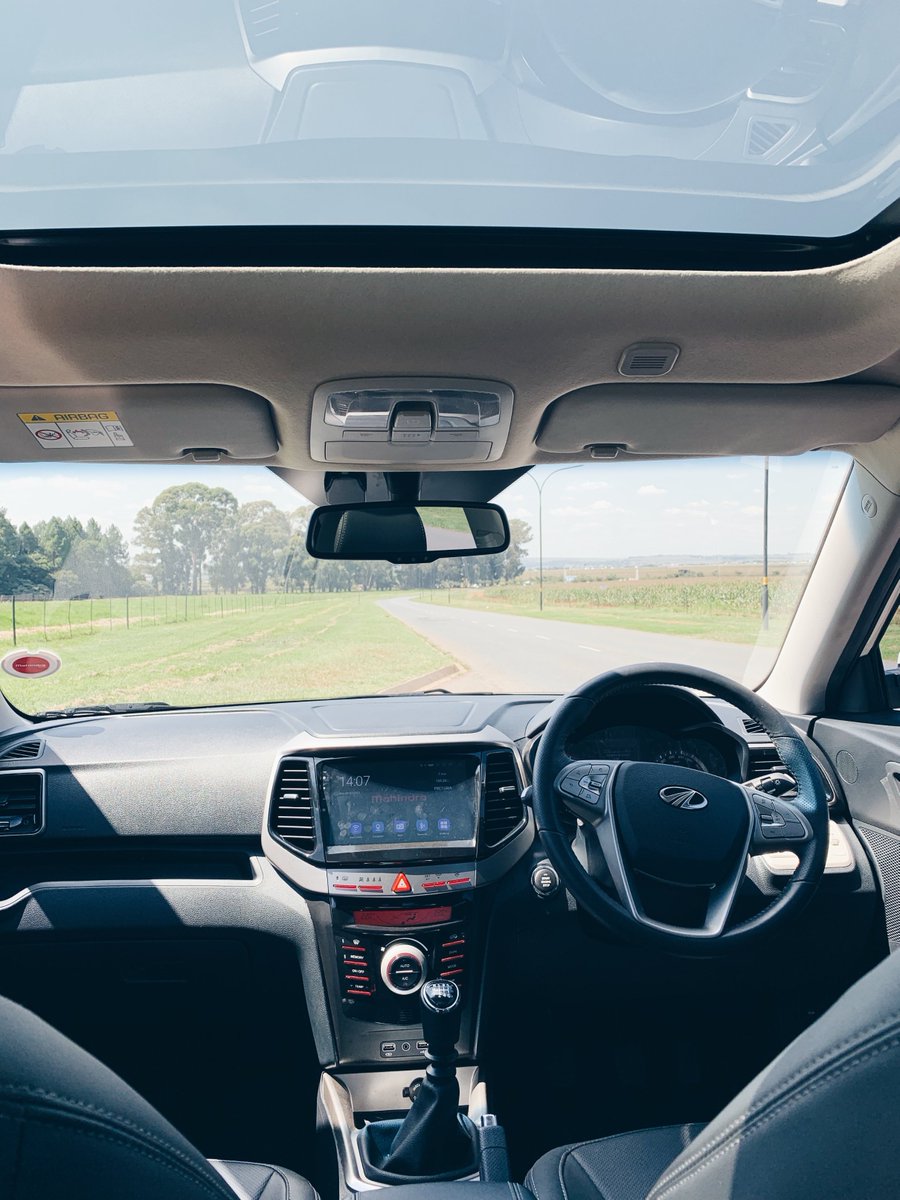 drivenbynd's tweet image. .@Mahindra_SA keeps on surprising and delighting South African car buyers 🇿🇦, and it’s no different with their latest XUV300 which makes for a compelling argument as a decent compact SUV offering in the local market

Review 📰 : communitybynd.com/2023/02/24/mah… #UnleashTheExplorerInYou