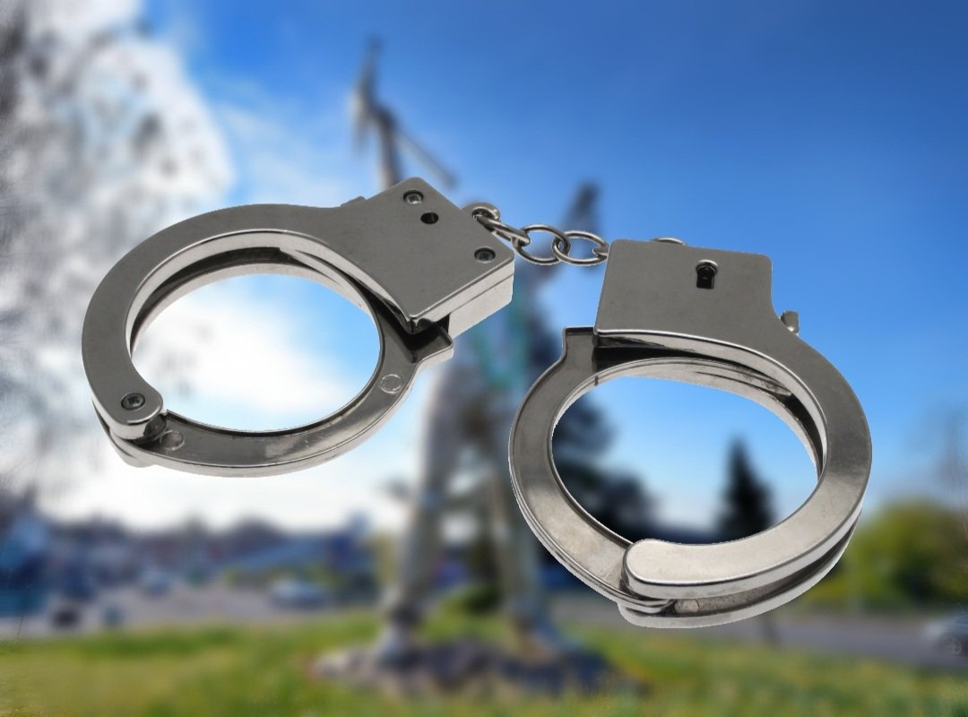 👮🏻‍♂️ 🔗 #ARRESTS | Today 2️⃣ wanted prolific male offenders were arrested and taken into custody by the team and Walsall offender managers for Burglary and Theft offences that had been carried out in the local neighbourhood area. 👮🏻‍♀️ 🔗
#community