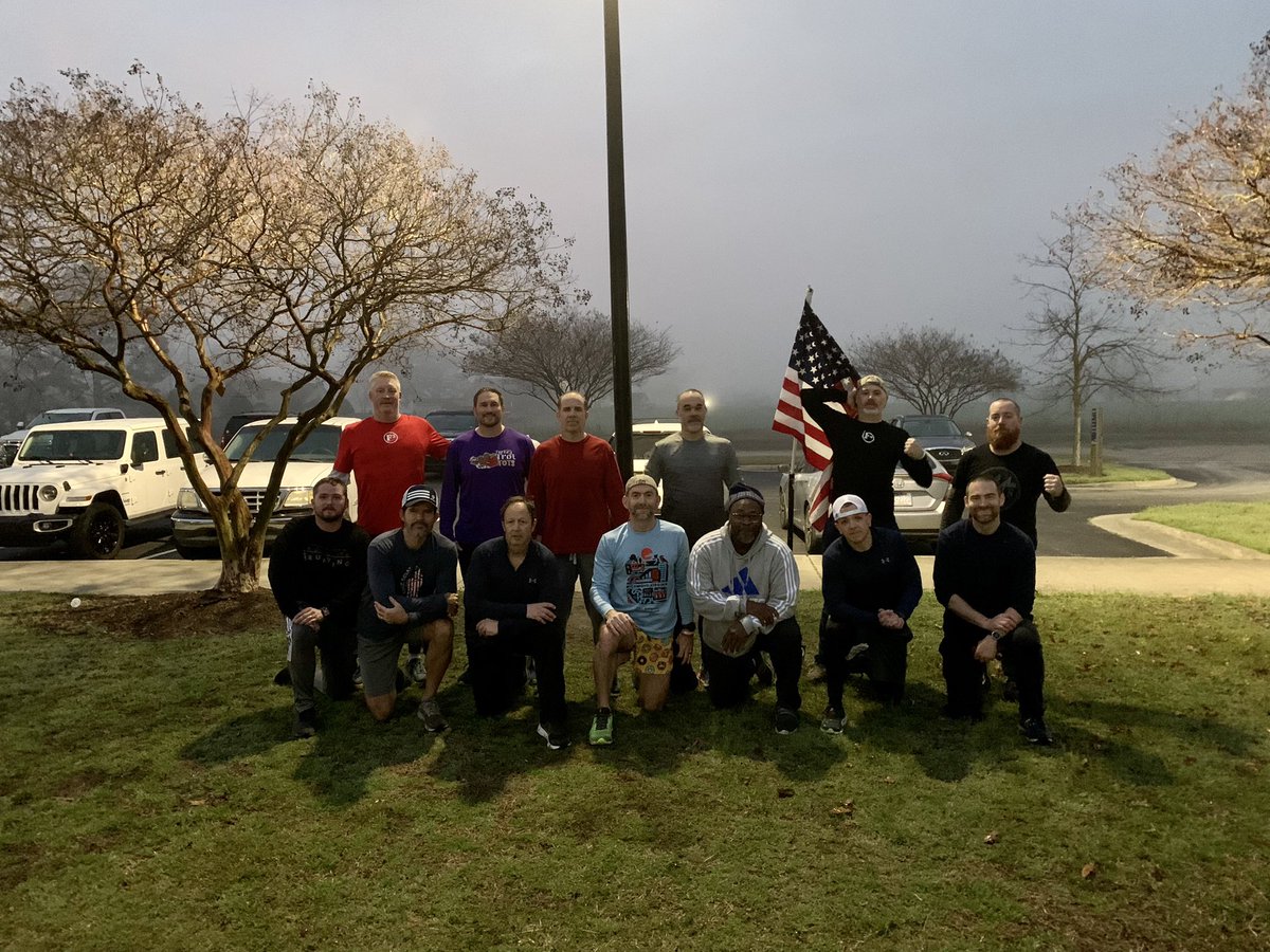 F3ManCan's tweet image. Thank you @F3grammar for the opportunity to lead this group of HIM through the gloom at @F3ENC’s #breakdown.   Strong work men! #F3enc #F3nation