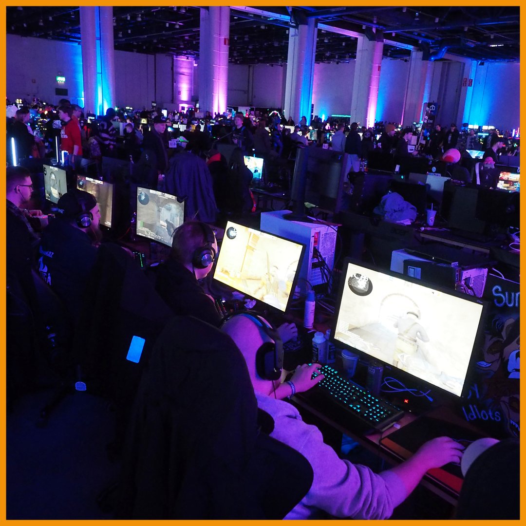 kanaliiga's tweet photo. Kanaliigan CS:GO-järkkärit osallistui hienolla menestyksellä Assembly Winter 2023 - BYOC, josta tuli 2. sija!! Joukkueen kokoonpano: Kessuade, Jori, Manskaz, Vade ja Varpe
Jorin kommentti turnauksesta: "Mentii pelaa ja ollaa tyytyväisii tulokseen "
#assemblywinter #kanaliiga https://t.co/hYVUDUOmaY