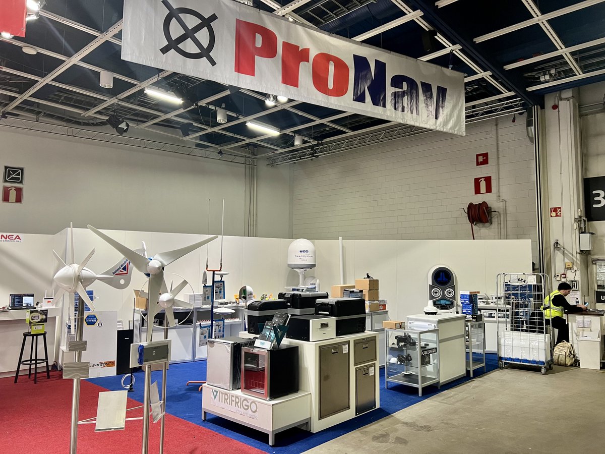 Check out our Rutland Windcharger range spotted at the Helsinki Boat Show last week! Finland-based ProNav Oy has been one of our Scandinavian marine distributors since 2014. 

#trade #helsinki #marine #turbine #renewableenergy #marlec #exhibition https://t.co/vXgbC9CYnO