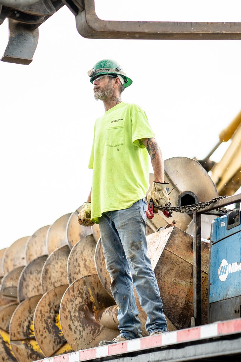 Some people choose a life of ease. Here at #MidwestMole, we choose a life of #grit.

Only two things are guaranteed in our line of work: the #dirt on our boots &amp; the #passion for what we do that runs through our veins.

We call that the #MudAndTheBlood.