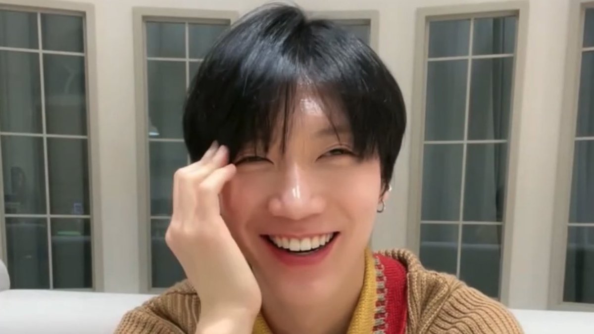 Fz_Fang's tweet photo. ตายิ้มขี้โกง 🫵🏻 https://t.co/B3u5EWL1ml