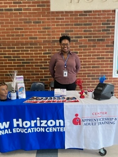 NHREC_CFAAT's tweet photo. We have been pretty busy over here at CFAAT! This past week we were able to visit Woodside and Williamsburg James City County High to share with them all the opportunities we have available for after high school.
#CareerReady #FutureFocused #WeAreNewHorizons #BoldlyGoing #CFAAT https://t.co/gZUIPqHoK8