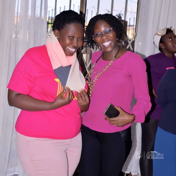 CharityByarugab's tweet image. The beautiful lady behind these scarfs is Doreen @DNasuuna . Well done Doreen. @DeKnitwitsLtd happy to serve you @Mercykains @KCCAED @bnamutebi  @tahakanizibwa it's a rainy season let's ensure warmth for our families.