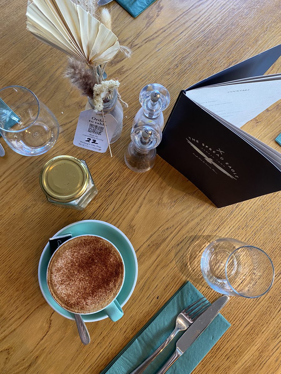 SpreadEagleNW1's tweet image. Why WFH when you can Work From the Pub?! 😉💻

Start your work week with us &amp;amp; enjoy our £15 WFP brunch offer;
🥪 1 Item from our Brunch menu
🥤 1 Soft drink 
☕️ Unlimited tea/coffee!

Available Monday - Friday 12pm until 4pm
#workfrompub #WFH #pubbrunch #youngspubs #mondaymood