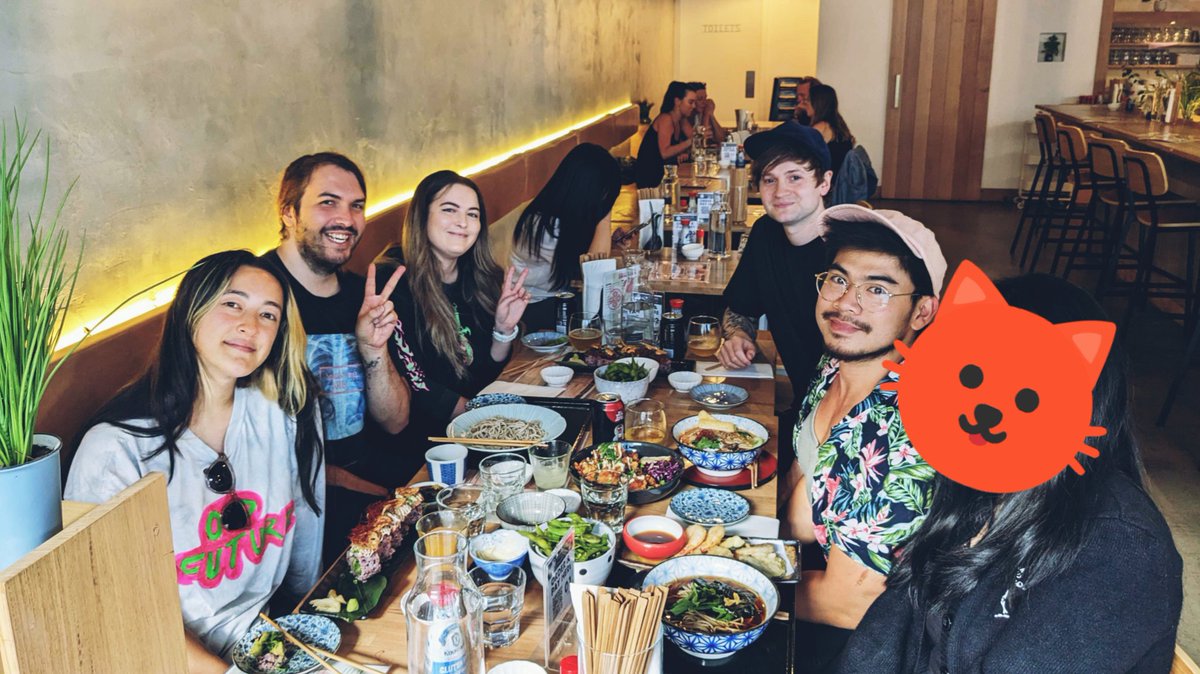 VERY FUN MEETING U ALL IRL ❤️ <a href="/Tropical_Rei_/">Tropical_Rei</a> <a href="/Bayin_JD/">Joel From Video Games</a> <a href="/ellemmayy_/">elle</a> + Sasha and Matcha