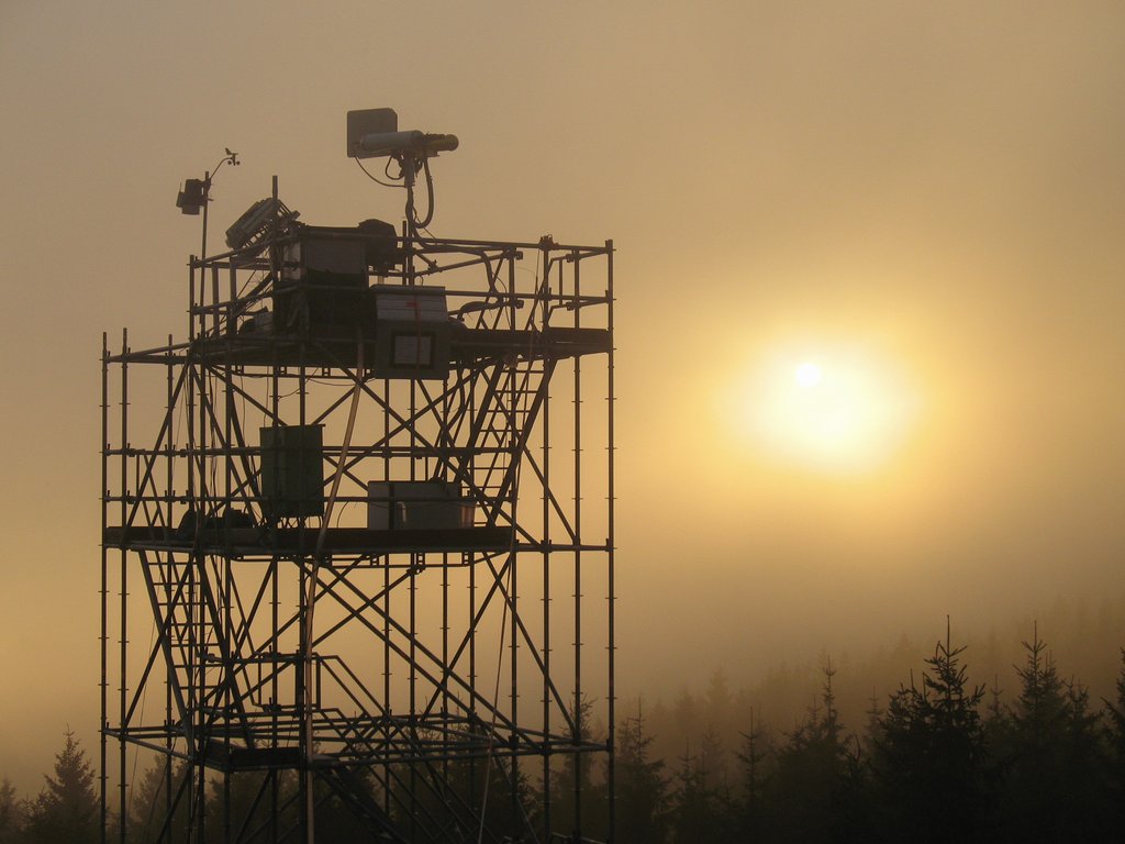 TROPOS_de's tweet photo. 2 #Ingenieur:innen (m, w, div, k.A.) gesucht für Einrichtung & Betrieb von Atmosphären-#Observatorien @TROPOS_de in #Sachen & #Thüringen: https://t.co/faM09oPR2A / @ACTRISRI #Schmücke #SCO bei #Suhl #ThüringerWald #Melpitz #ACTRISD #Wolken #Klima @LeibnizWGL / #ACD @H_Herrmann24 https://t.co/LWLG5YOHsA