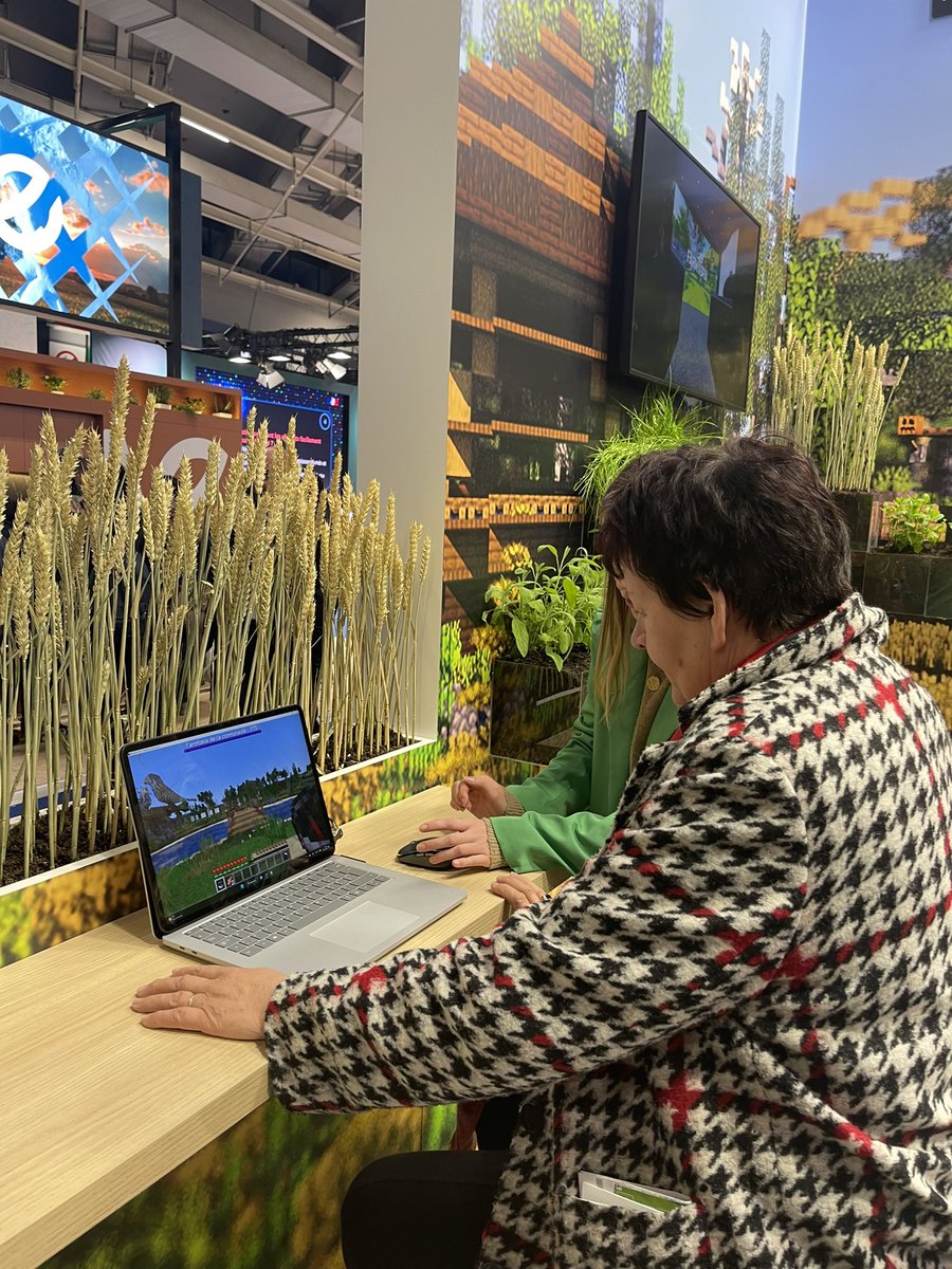 Nicole Le Peih (@nicolelepeih) on Twitter photo Découverte de #Fermetopia sur le stand de <a href="/NestleFr/">Nestlé France</a> au <a href="/Salondelagri/">Salon International de l'Agriculture</a>.
Par le jeu vidéo, plusieurs messages importants concernant l’alimentation et le respect de l’environnement sont passés aux jeunes générations d’une manière ludique. #SIA2023 Découverte de #Fermetopia sur le stand de <a href="/NestleFr/">Nestlé France</a> au <a href="/Salondelagri/">Salon International de l'Agriculture</a>.
Par le jeu vidéo, plusieurs messages importants concernant l’alimentation et le respect de l’environnement sont passés aux jeunes générations d’une manière ludique. #SIA2023