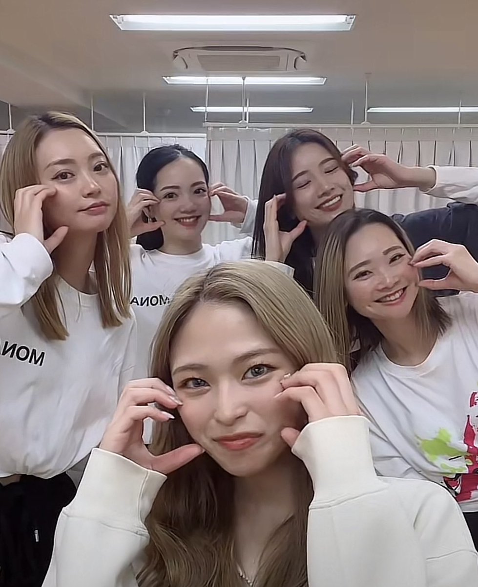 mie_piko0314's tweet image. tiktok配信お疲れ様でした🥰
とっても楽しい配信ありがとう💕
Shiny girlの振りもバッチリです👍

#川森萌可
#princessproject 
@moca_112