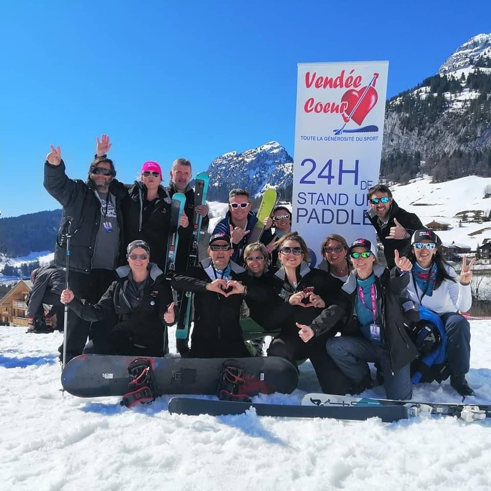A l'occasion de #GlisseEnCoeur (du 23 au 25 mars), <a href="/VendeeCoeur/">Vendée Cœur</a> se mobilise ! 
Une course aux dons au profit des enfants d' #achacunsoneverest, atteints de cancer ou de leucémie. 
Supportez l'équipe de Vendée Coeur en faisant un don: 2023.glisseencoeur.com/equipes/vendee…
#GEC23 #MobilisonsNous