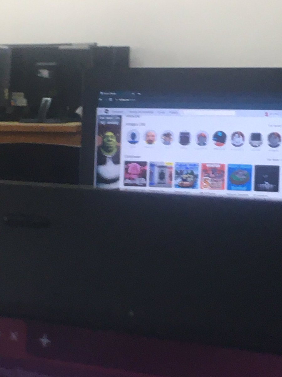 Se volvio al cole😔