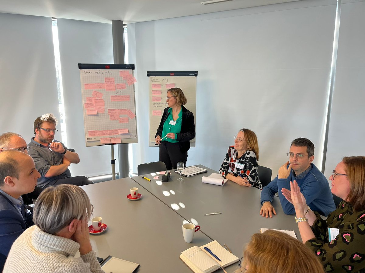 MEDVIA_be's tweet photo. Roadmap for the Future continues! So many conversations about:
๐ Digital medicine/biomarkers
๐ Personalized medicine/ATMP
๐ Disruptive health solutions/new care models
๐ Value-based healthcare/Public health
Final remark: "If it was easy, it would have been done already" ๐ช๐ผ https://t.co/rxdsyq5i1w