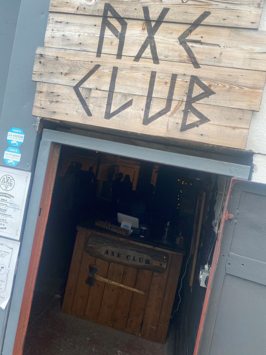 netcelero's tweet image. Some of the @netcelero team had a fantastic day on Saturday at the @Axeclubdub  - great fun and the crew running it were awesome!

#axeclubdub #nostupidpeople #netcelero #dreamteam