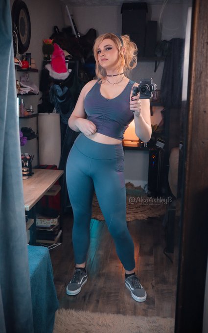 Quick! While "Femboys" is still trending on Twitter, take this! ? https://t.co/sYORDNSbxs