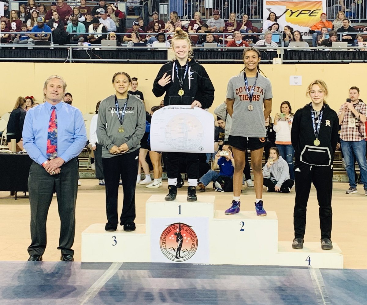 Forever #1 in the history books.  Peyton Hand first 4 time OKLAHOMA Girls State Champion!!
#Jacket4life 💙🐝💛 #Forever#1