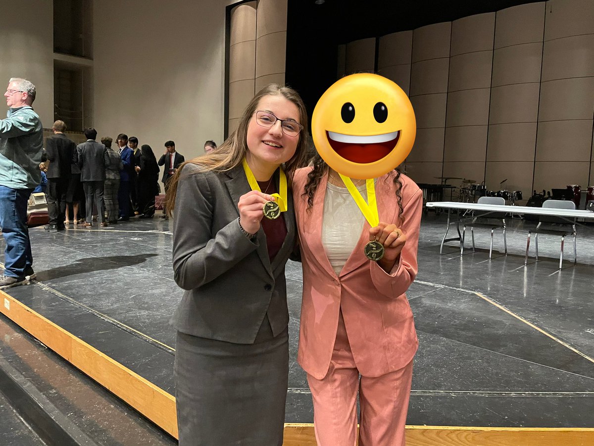 This weekend, the Panthers Speech team competed in the National Speech &amp; Debate Association’s Nebraska District Qualifiers! 

Results:
🏅 5th in HI - Abby C
🏅 5th in POI - Elliette