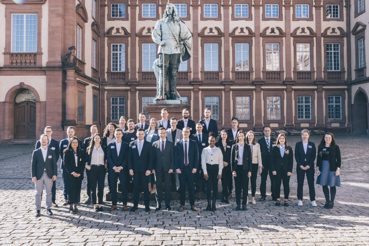 A warm welcome to the 25 participants of our Mannheim Master in Management Analytics Class of 2025 who are starting their studies with us today! mannheim-business-school.com/mma #mannheimerforlife #mannheimbusinessschool #businessanalytics #datascience #bigdata #analytics