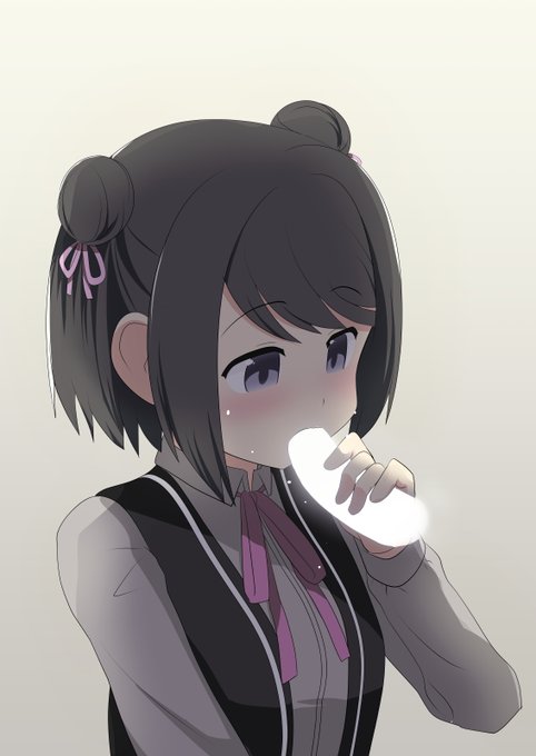 <エロ注意>

(前、後ろ、前、後ろ、前、後ろ、前、後ろ…)
「待つんだ黒江ちゃん!それ以上は…!」
「ふぇ…あ・・ぅむ(え?あ…うん)モゴモゴ」
「うッ!!」
(何も考えなくていい作業だったから、つい没頭してた…)

※調整です 