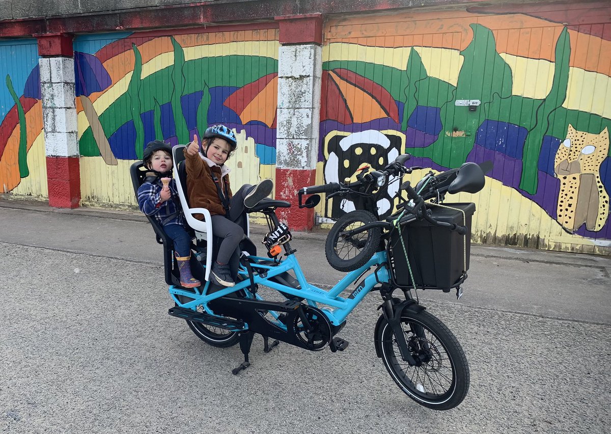 #muralmonday #cycling in #Aberdeen with @ternbicycles GSD #FamilyCargoBike.

#CycleLocalJourneys in Aberdeen and find out more routes and  places to visit by bike search #LocalOutriderAtoBtoZ