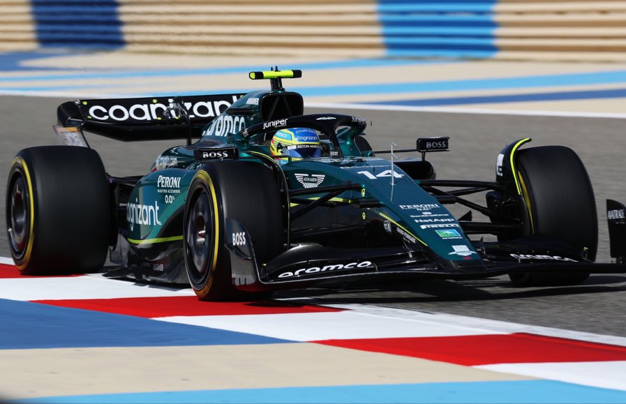 Soñar es gratis. Necesito que Alonso disfrute en esta última etapa. 

Pero es evidente que lo de Aston Martin no es humo. A falta de ver la primera carrera, estamos ante la progresión más grande que he visto en la era hibrida. 

Los 2os años de reglamento traen sorpresas.