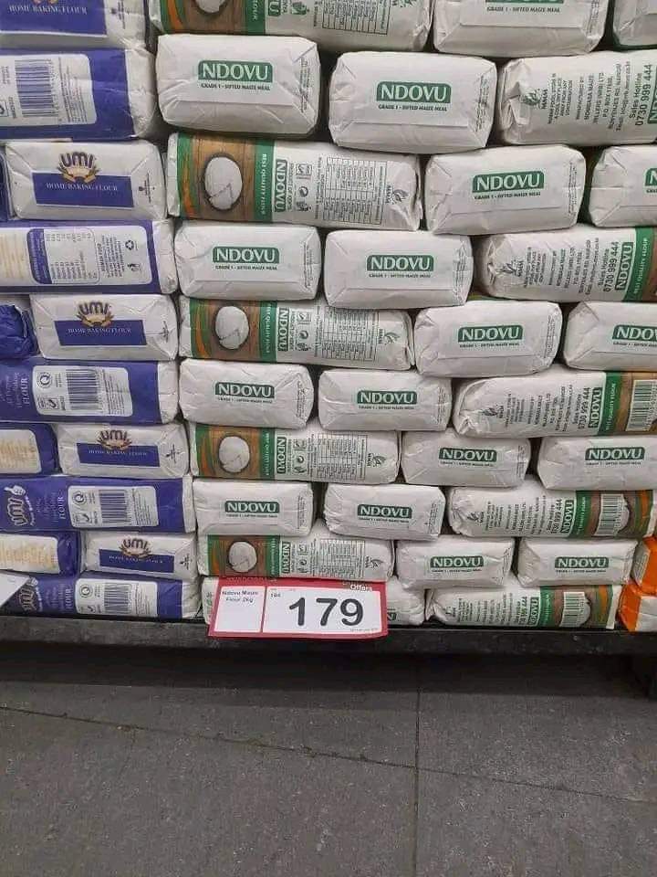 TheKaslim's tweet photo. PATIENCE PAYS!
Kenya Kwanza delivers.
Unga price down from 220/= in July to 179/= currently.
Cooking gas to retail at 850/= down from 1350/=>>
#kkdelivers https://t.co/GrhbZnXlOj