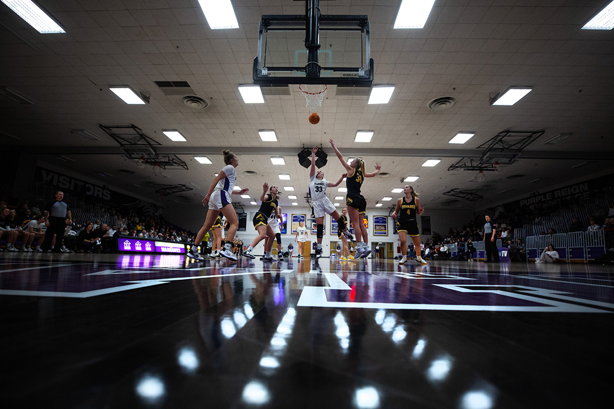 Let's hear it for <a href="/UWWWomensHoops/">UW-Whitewater Women's Basketball</a>!

The Warhawks defeated UW-Oshkosh last night, Friday, Feb. 24, in the semifinal, which advances them to the WIAC tournament championship game. The Warhawks will host UW-Eau Claire at 1 p.m. Sunday, Feb. 26, in Kachel Gym.

GO WARHAWKS!