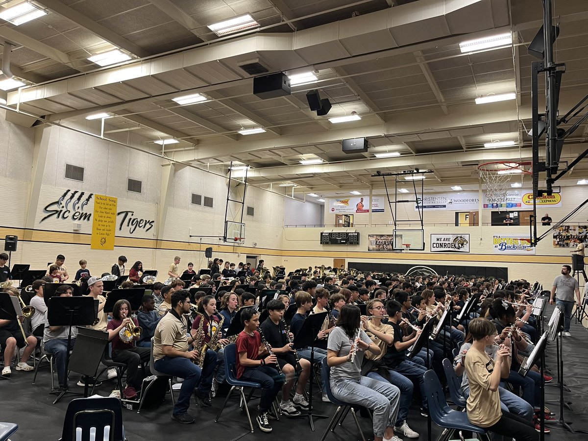 Cryar Cats are well represented at the 2nd annual Conroe Feeder MEGABAND! <a href="/CryarCISD/">Cryar Intermediate, Conroe ISD</a> #tthr #cryarband <a href="/sjimenez_sal/">Sal Jimenez</a>