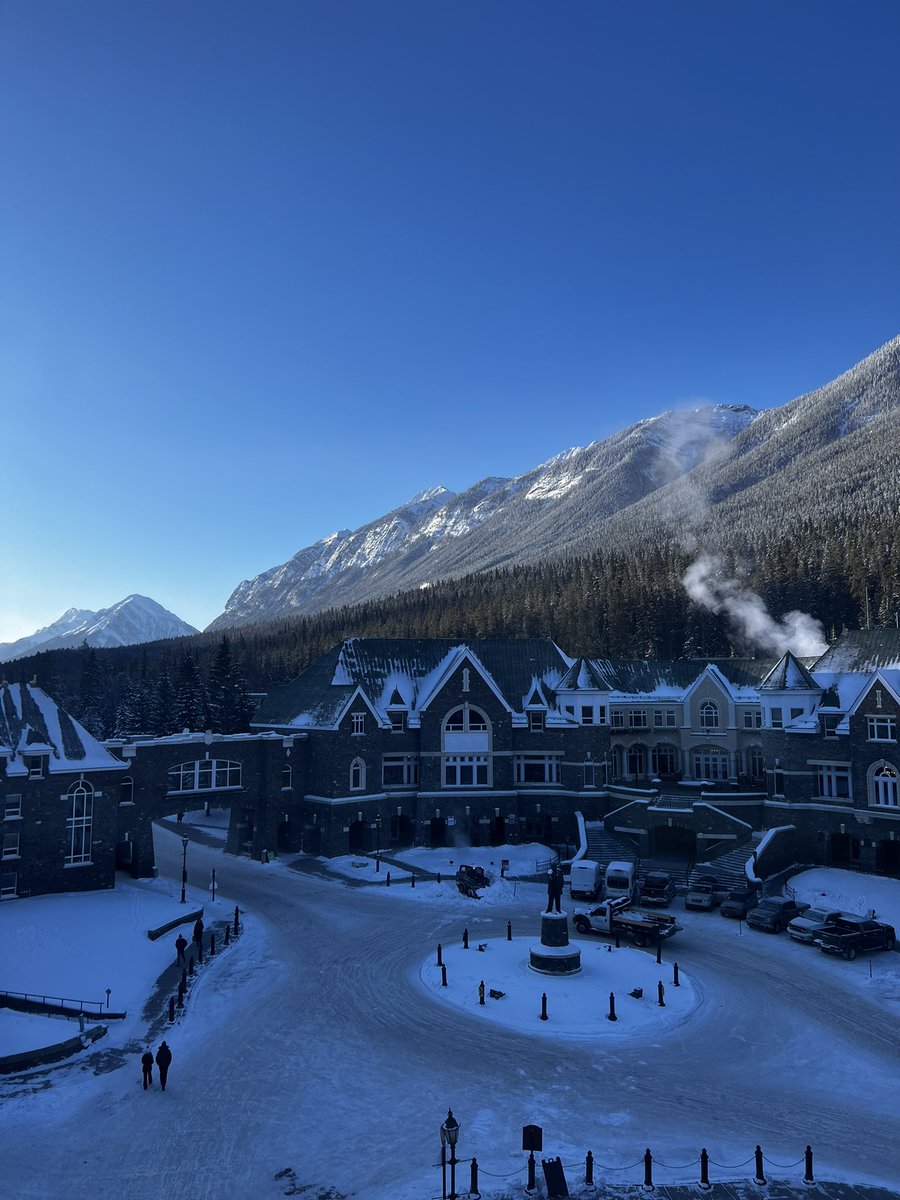 LeightonKolk's tweet photo. Well, Banff certainly has $1 million views. And it cost just under that to stay for the weekend. Rapunzel Rapunzel let down your golden hair. I need to sell it to pay for the room #ABIC #greatconference https://t.co/yW470qTdeY