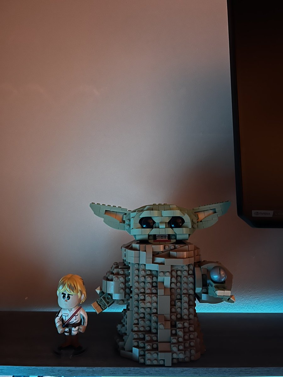 RyanAntman's tweet photo. @brianmariotti Not much but he has a Lego friend! My #FunkoSodaSaturday is gonna be spent gaming on this dark and dreary day full of rain, waiting patiently for the next funko drop ;) #FunkoFunday #FunkoFunatic #FunkoPOP #FunkoSODA @brianmariotti https://t.co/MUaRu184gU
