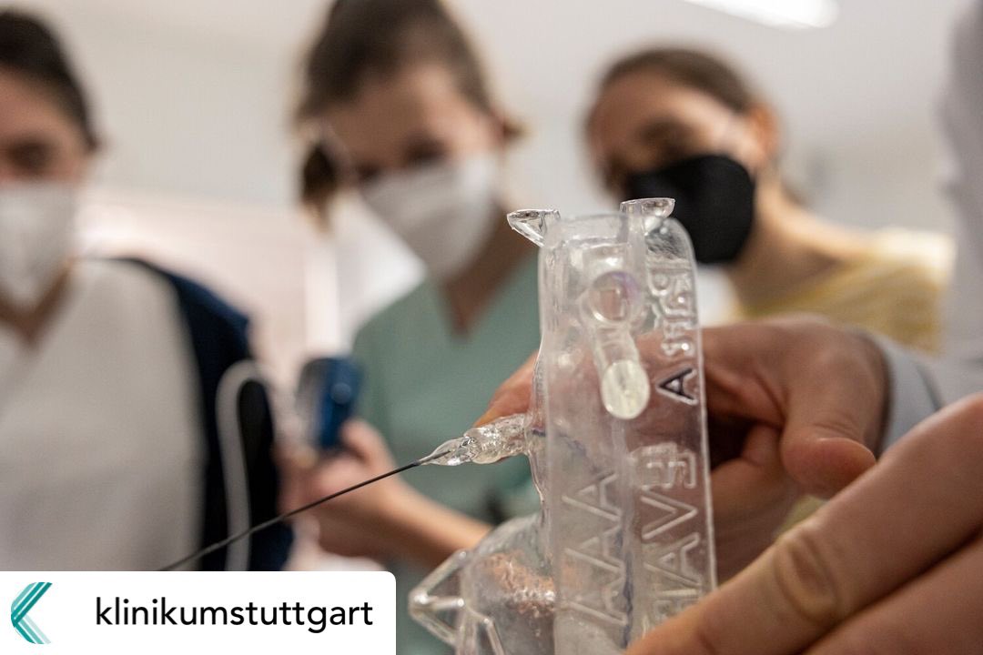 stups0711's tweet photo. Einen besonders spannenden Einblick in die Medizin bekamen unsere #BOGY/#BORST Schülerpraktikant:innen vor kurzem im Simulationszentrum STUPS @KlinikumStutt @stuttgart_stadt @stuttgarttweets #klinikumstuttgart #praktikum #schülerpraktikum #BOGY #BORST https://t.co/ZlajoH88E3