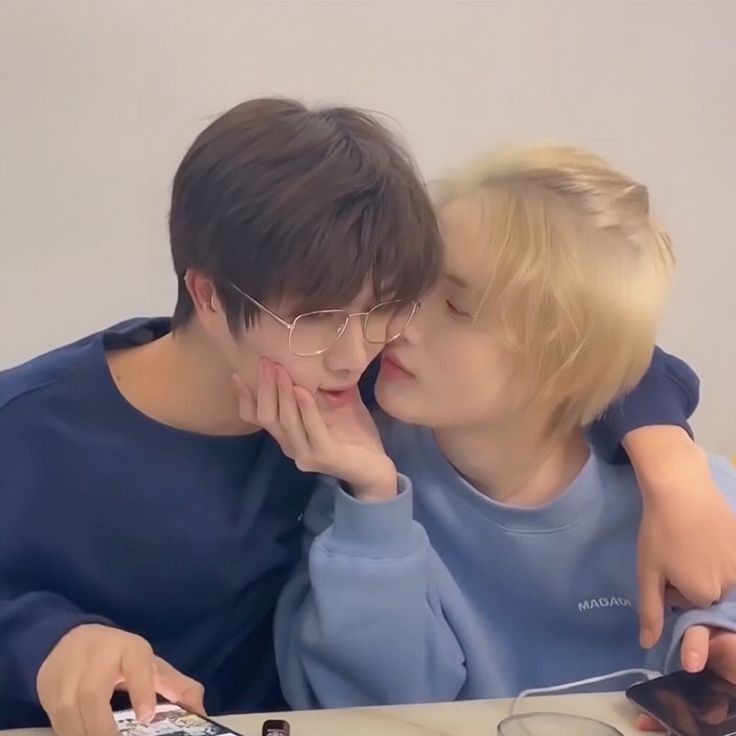 if someone told me that i'd be with someone as amazing as you are, a year ago? i would have smiled and said that i am more of a best friend type cheering people on. but now, it's our anniversary, we're married and with kids. there is really nothing more i can ask for;