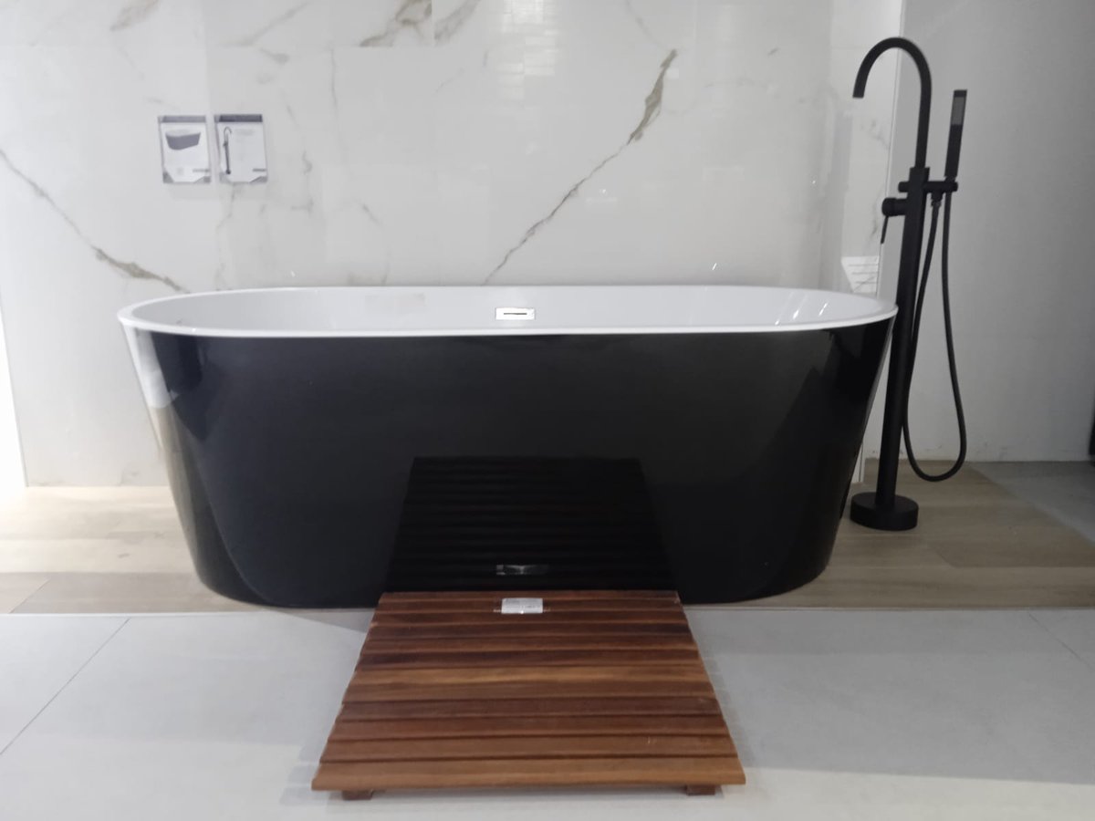 arqjauregui's tweet photo. Reinventa tu cuarto de baño con nuestras tinas, grifos y showerdeck
@totalshower_mex
#reinventa https://t.co/UZVcdUR6Mb