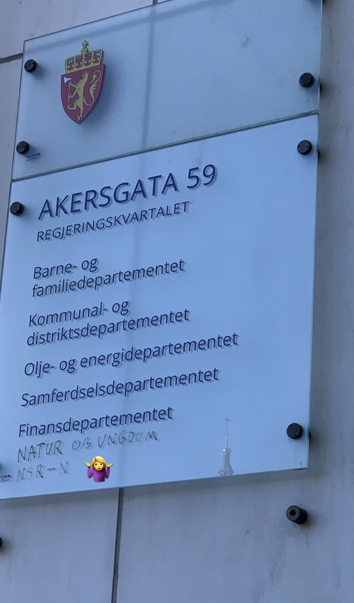 Sandrabutoyi's tweet photo. Fornøyd med våre nye kontorplasser! Det er bare å komme på besøk store deler av dagen. Ekstra velkommen i morgen 12-13:30 for støttemarkering ✊ https://t.co/3EyP62cxOX