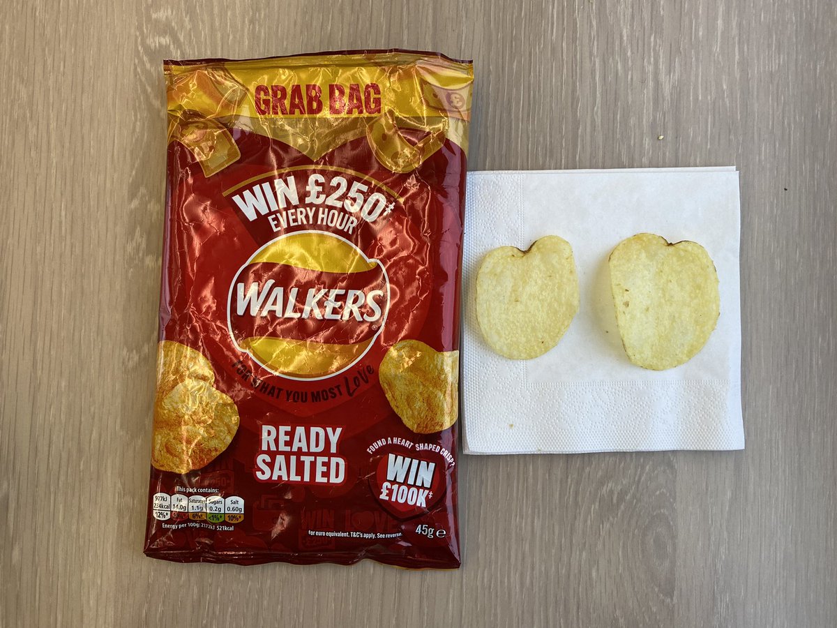 ronniegf's tweet photo. @walkers_crisps #LovefromWalkers https://t.co/MnKXbjK7Ca