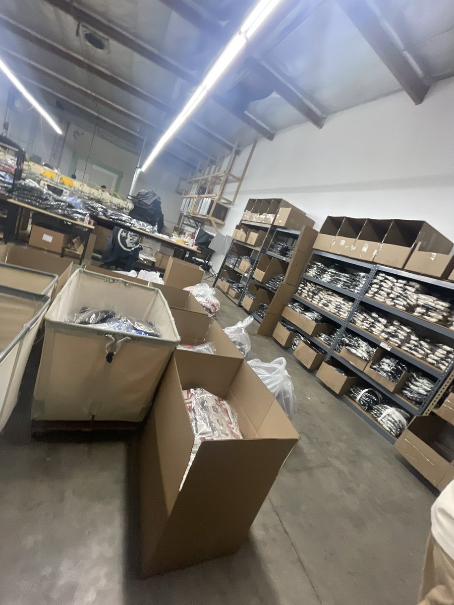 backendnft's tweet image. Currently grabbing a load of the infamous sold out #streetwear brand, #Hellstar. Straight from their warehouse. Unparalleled access for our #BackendNFT holders 🫣