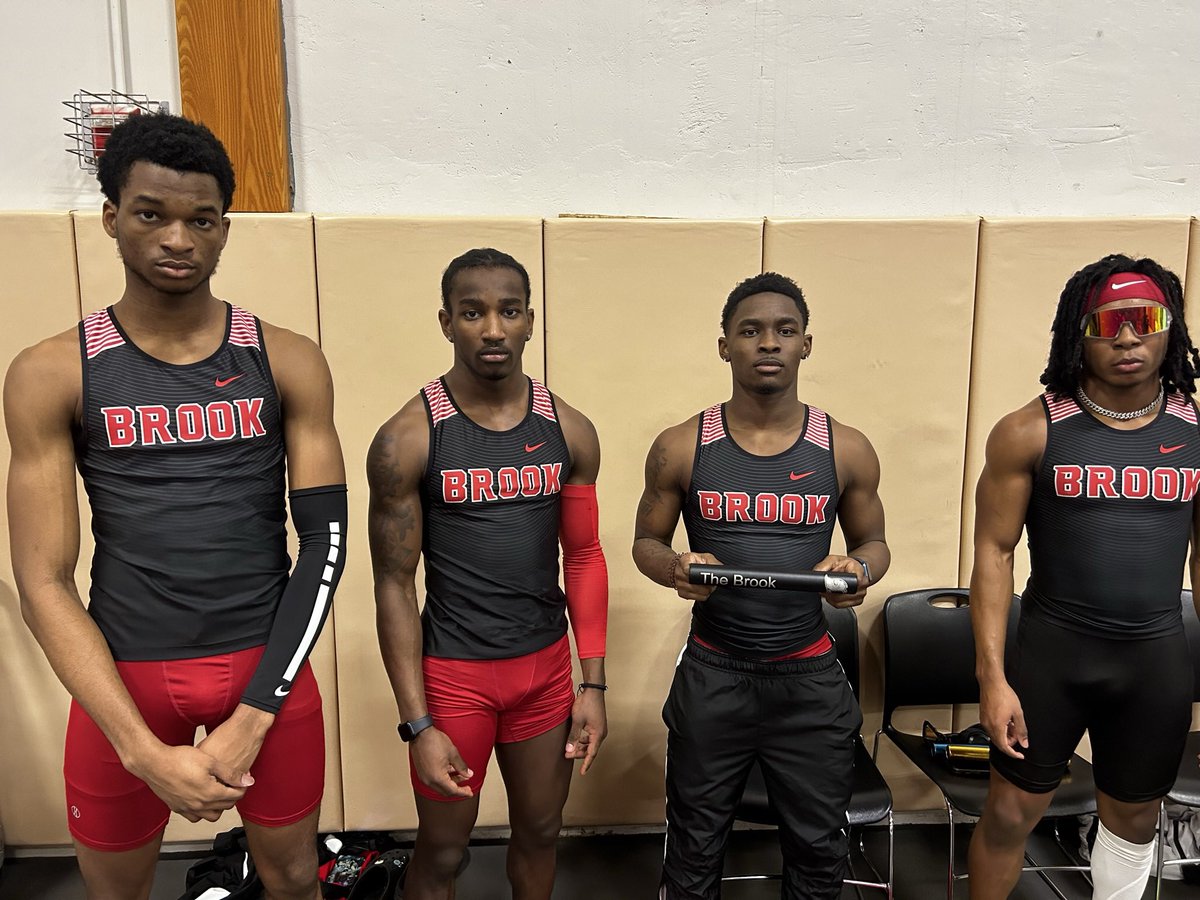 4 x160 (Inoma, Johnson, Leaks, and Terry) breaks the school record in 1:16.25!…even with Jamarion falling on a turn. Looking to break it again in 2 weeks!