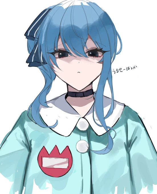<机の下から蹴ってくる! 