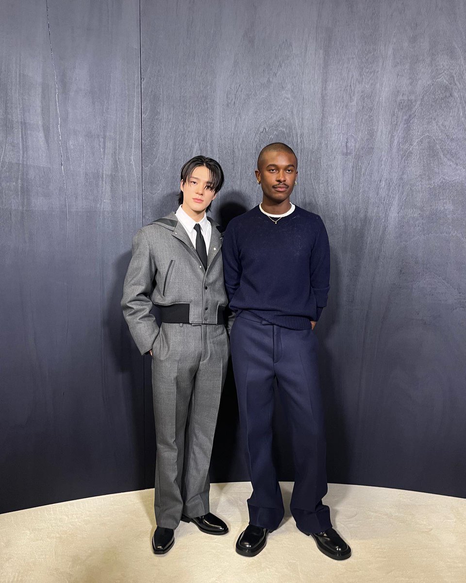 happyhbd__'s tweet photo. 23.02.26 젠스타
@ ferragamo @ _maximiliandavis_ https://t.co/lMoqiaAQNy