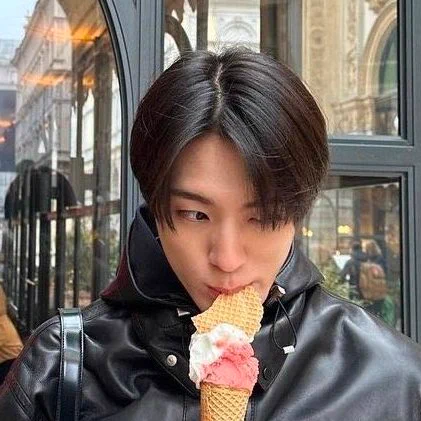 🍨🫶🏻.◜ ·̫ ◝ 