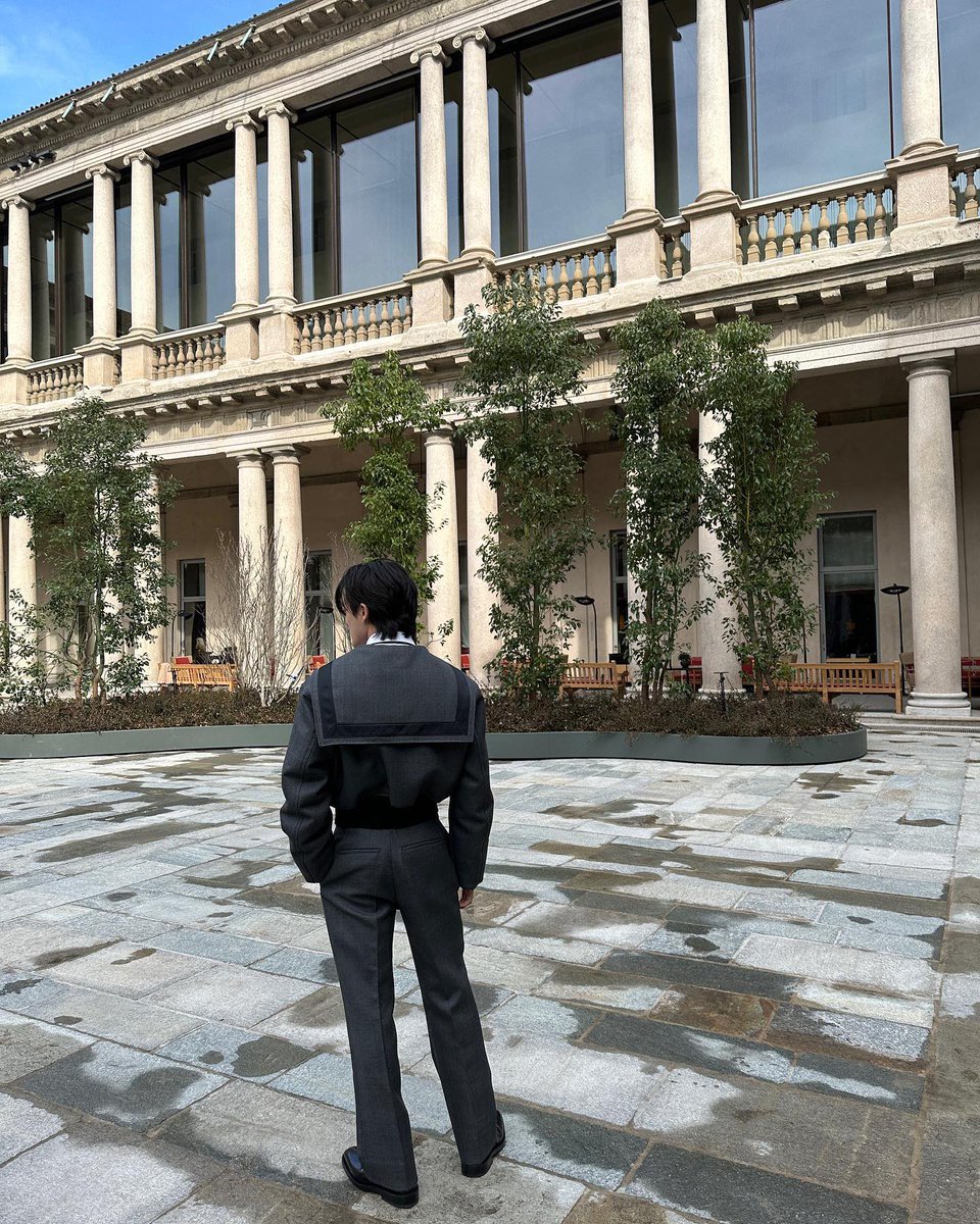 happyhbd__'s tweet photo. 23.02.26 젠스타
Milano!!🍦🍧 @ ferragamo https://t.co/OC2WDAy1it