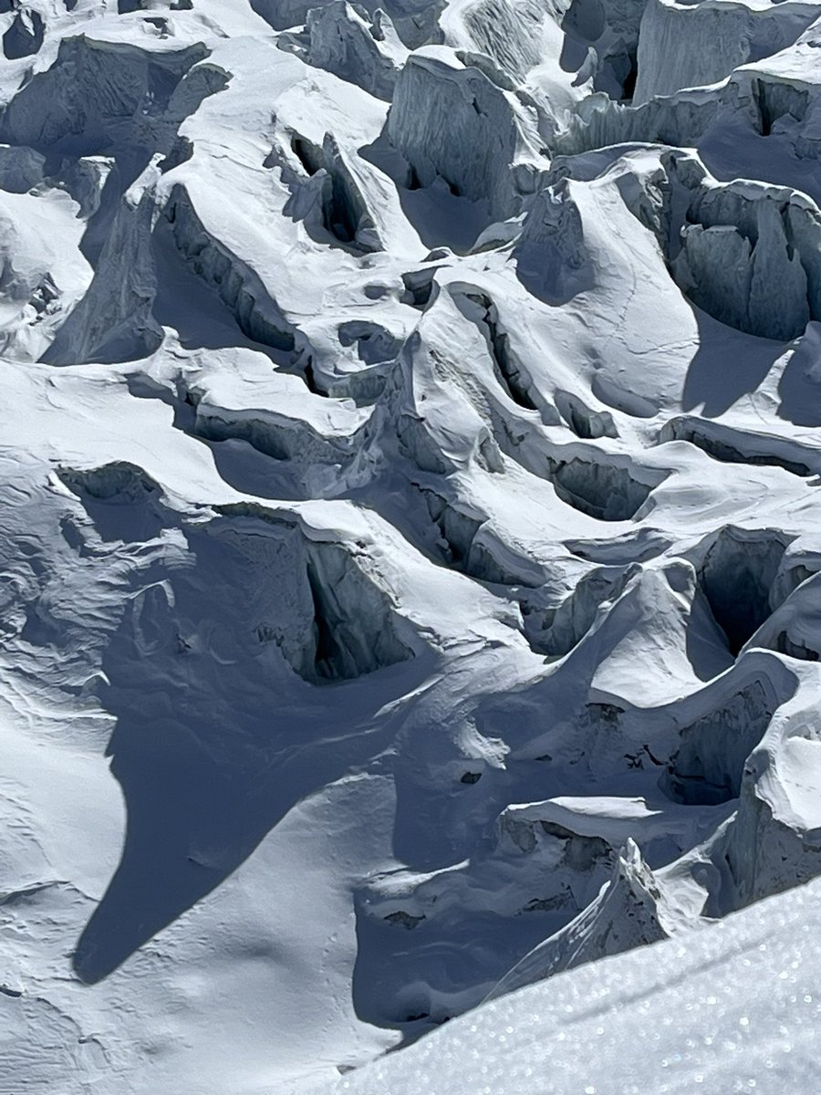 mmoret2's tweet photo. #Switzerland #Valais #SaasFee https://t.co/WUEFVpTrf2