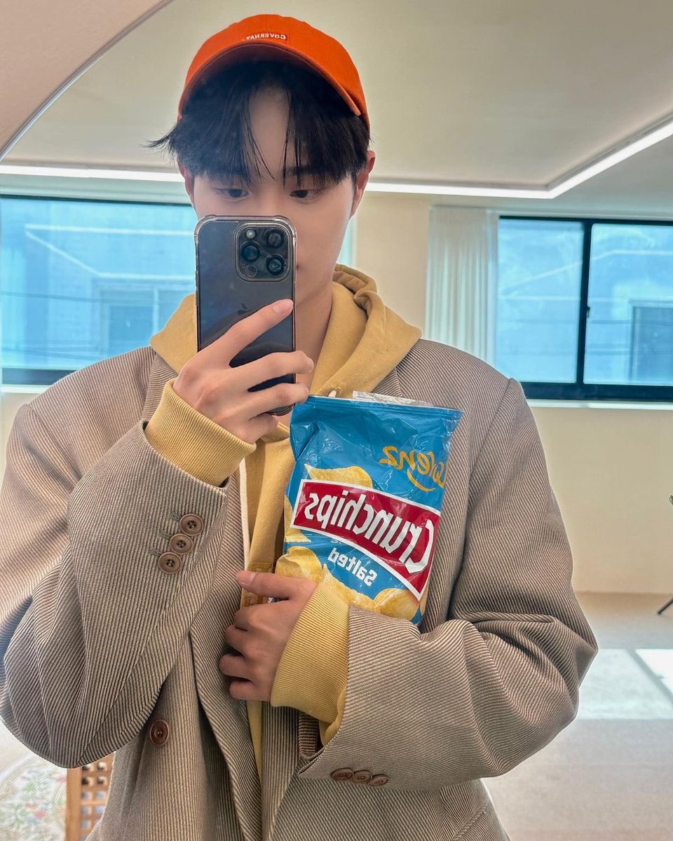 x_nurika's tweet image. [240223] ab6ix_official Instagram güncellemesi, Daehwi

“#campusplus Mart sayısı, lütfen ilgiyle bekleyin💕”

🔗 instagram.com/p/CpCr0LKBNi1/…

#AB6IX  #에이비식스  #전웅  #김동현  #박우진  #이대휘  @AB6IX @AB6IX_MEMBERS