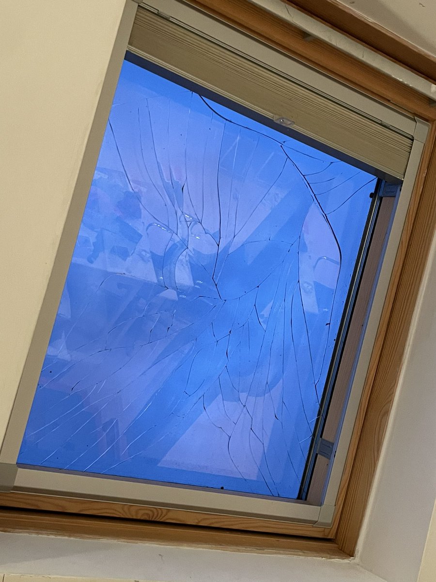 So, one of my @VELUX Windows spontaneously imploded last night and rained thousands of tiny shards of glass all over my desk. Very lucky it wasn’t through the working day. @VELUXGBI Aren’t available until a Monday, I guess I board it up for the weekend.